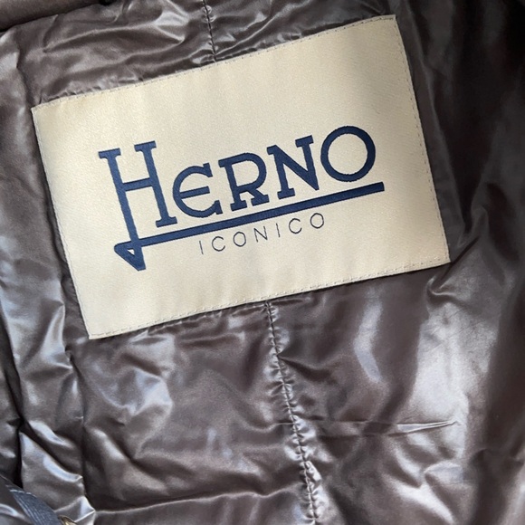 HERNO Amelia coat in size 42, color grey - very gently worn - Picture 4 of 10